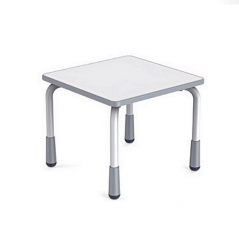 Table carrée réglable en hauteur - JUK 871