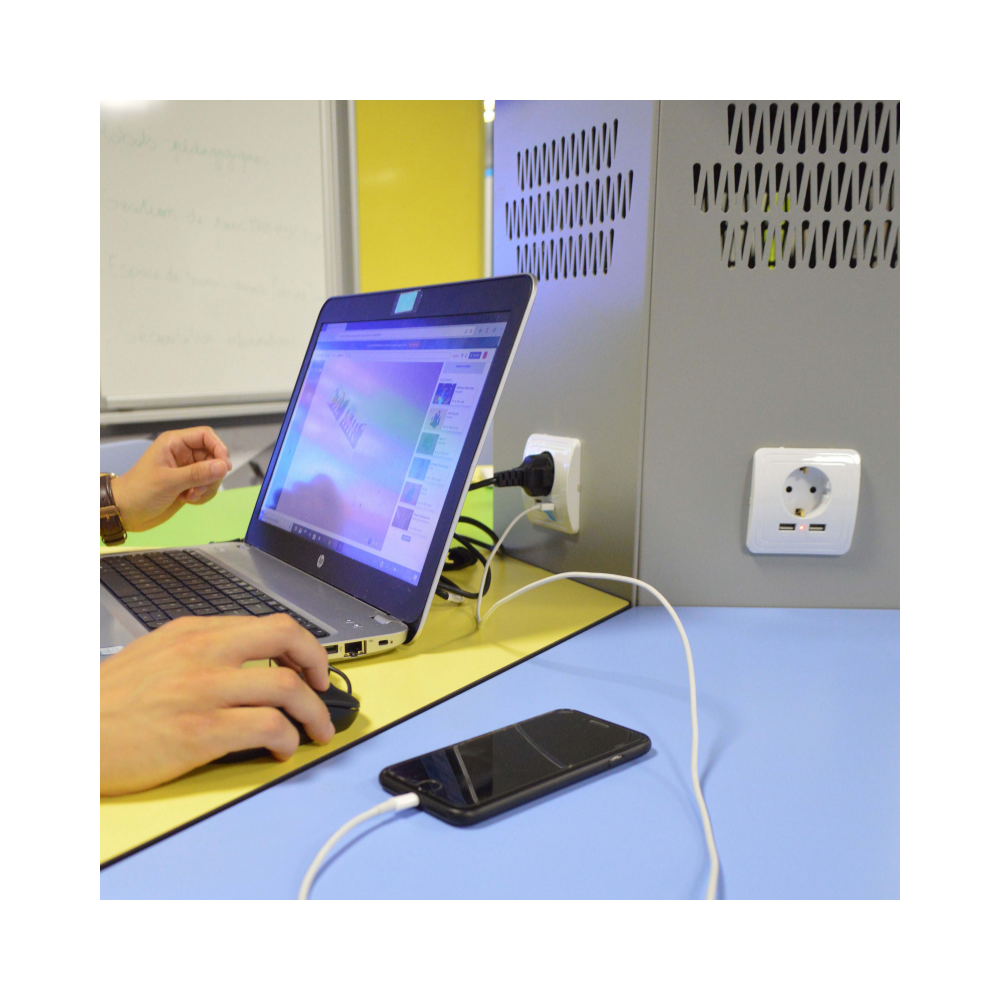 Station de recharge universelle - Mobicharge (2)